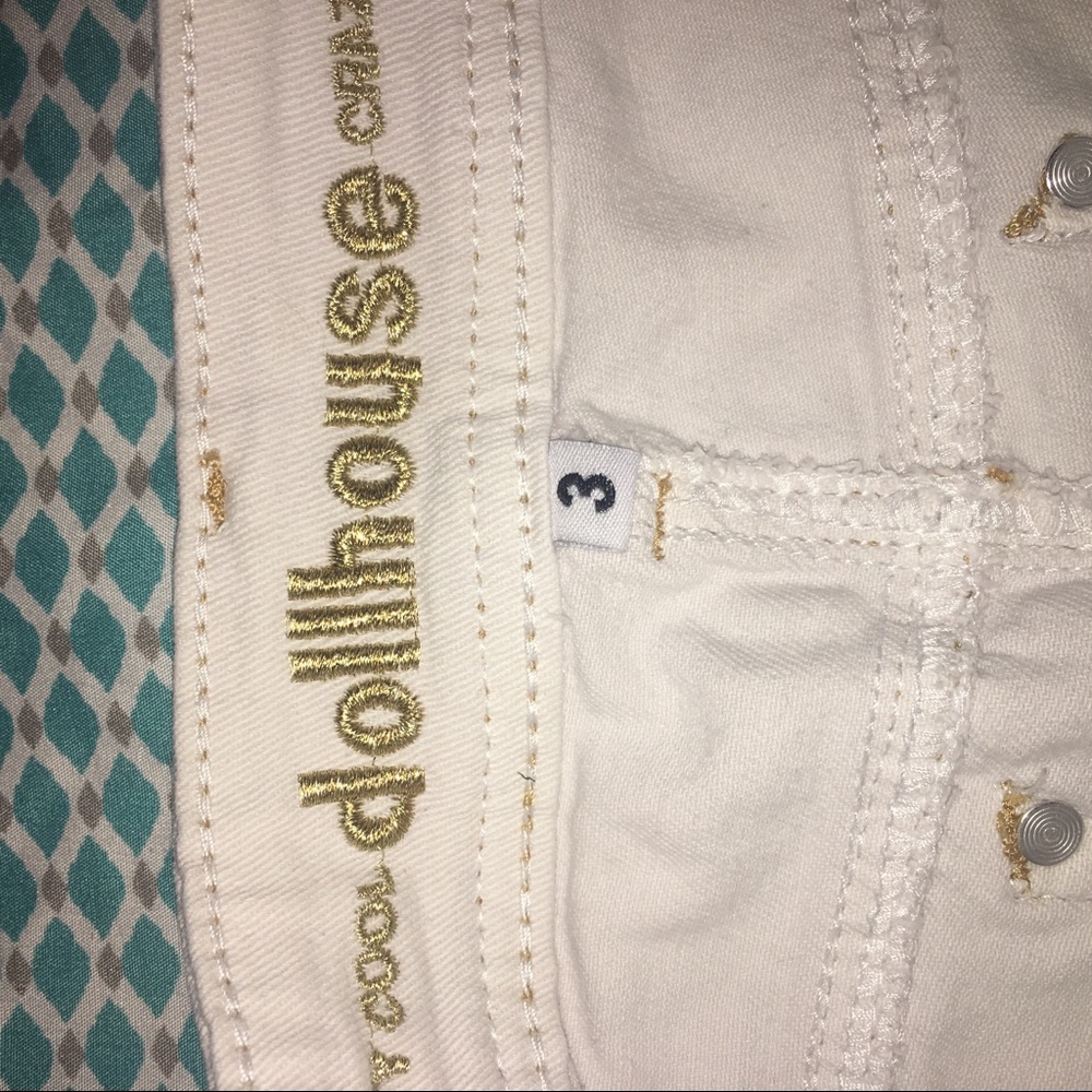 Mini shorts! - Picture 3 of 3